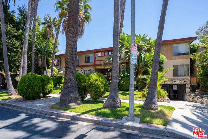 720 S Plymouth Boulevard