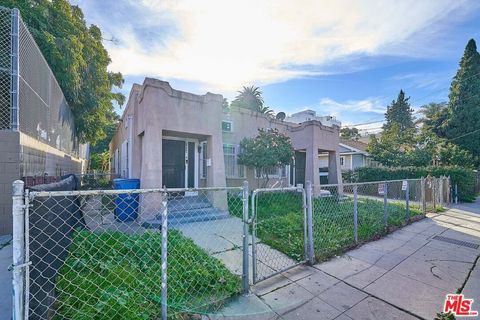 3030 W 12th Place Los Angeles CA 90006