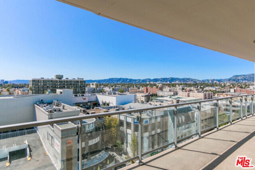 3785 Wilshire Boulevard 907