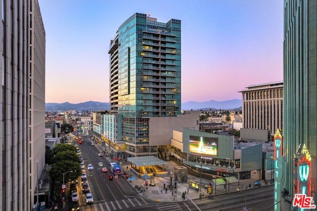 3785 Wilshire Boulevard 204 #204, Los Angeles