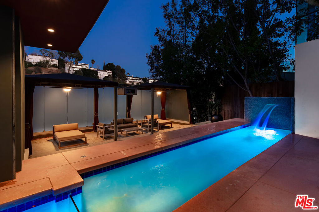 2738 Rinconia Drive