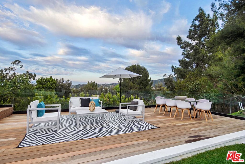 4050 Clarinda Drive