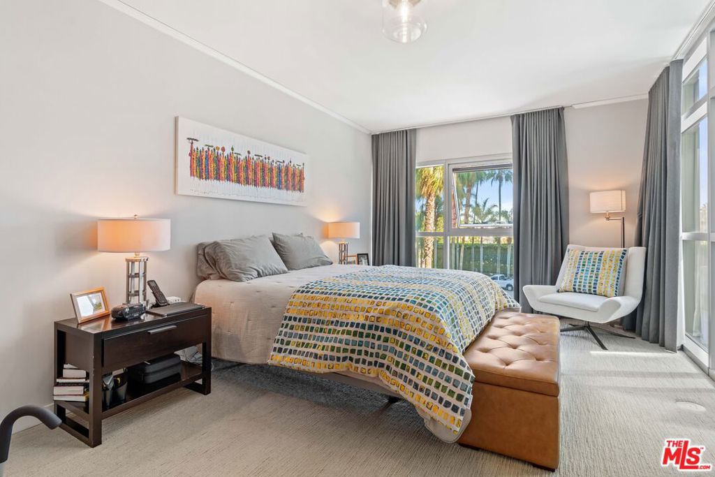 13650 Marina Pointe Drive 309