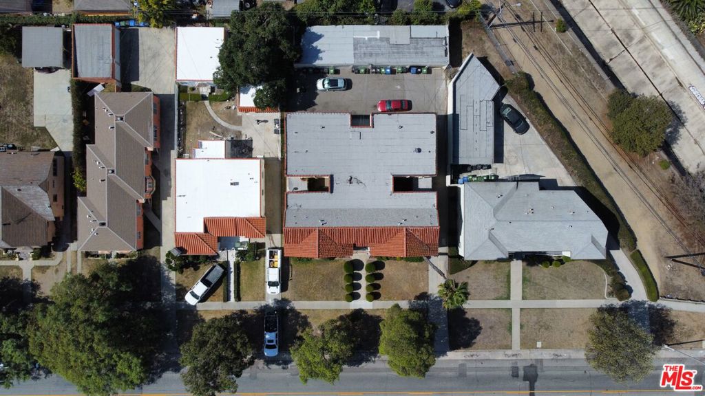 1815 Hauser Boulevard