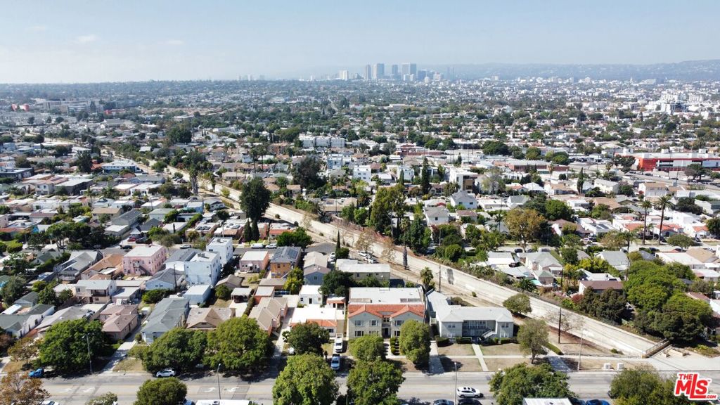 1815 Hauser Boulevard