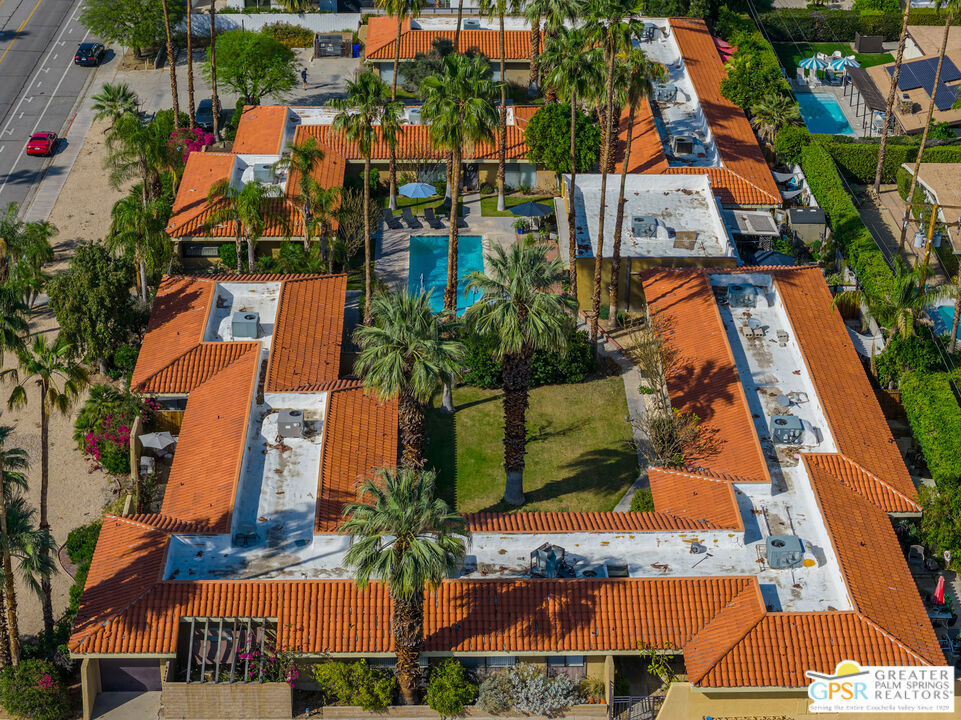 1850 S Camino Real