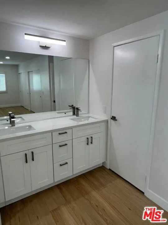 Pacific Palisades, California 90272, United States, 2 Bedrooms Bedrooms, ,2 BathroomsBathrooms,Residential,Active,257308