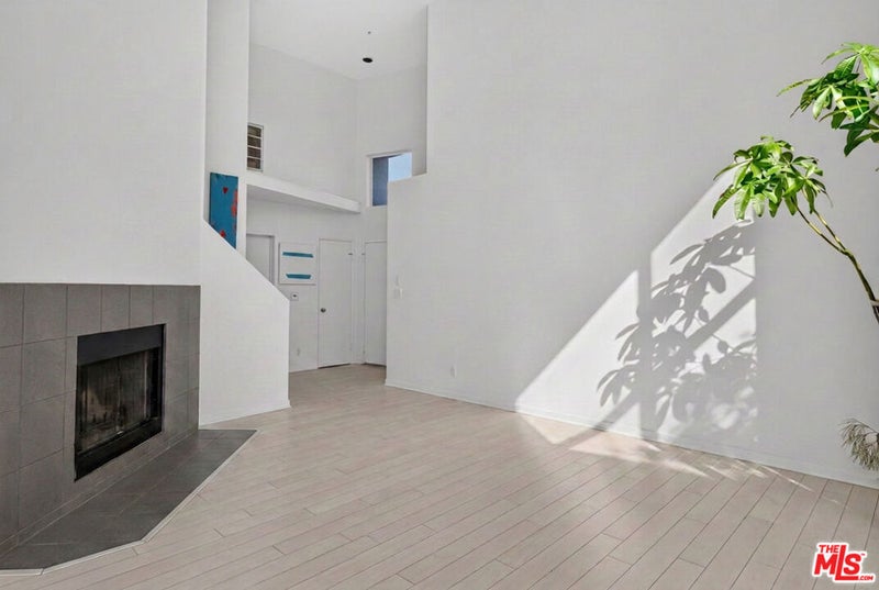 1511 16th Street 201