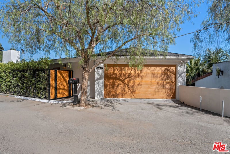 8276 Woodshill Trail
