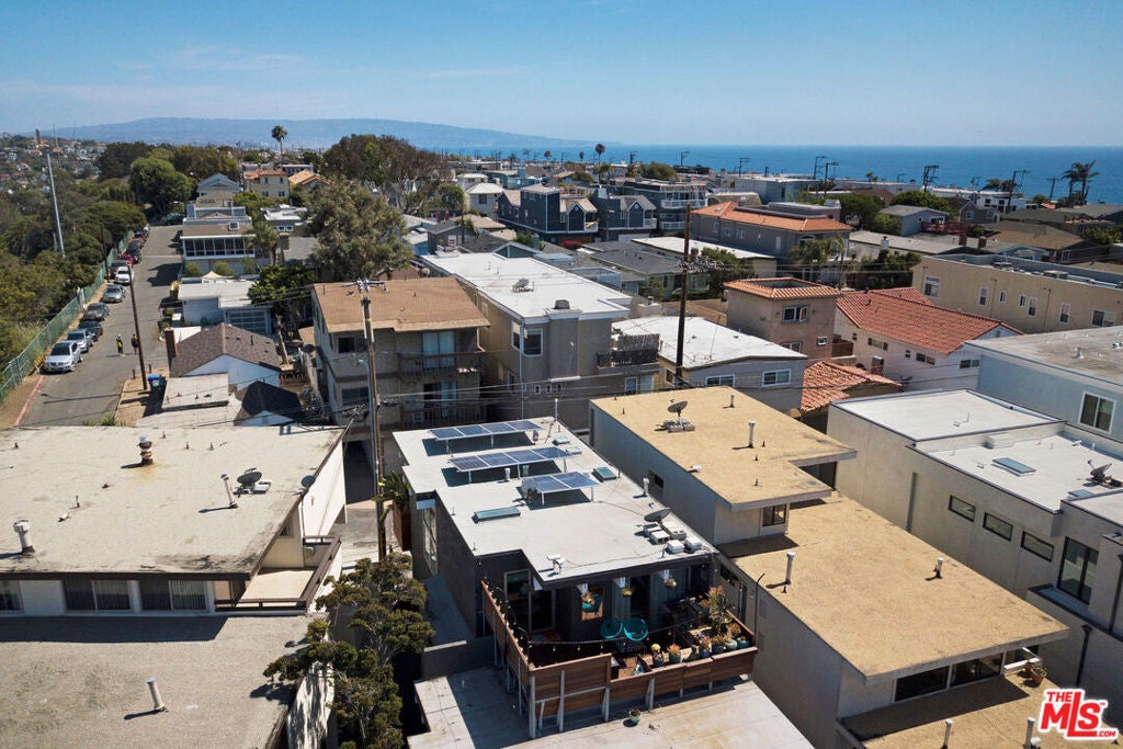 472 Rosecrans Avenue
