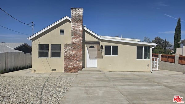 10323 SAMOA AVE, TUJUNGA, CA 91042 - Image 71f3fc2f36d189fc31aee13394bcf97b/1399459132