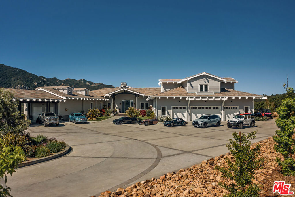 Properties 4 1697 W Potrero Road