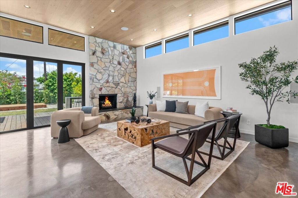 5349 Selmaraine Drive