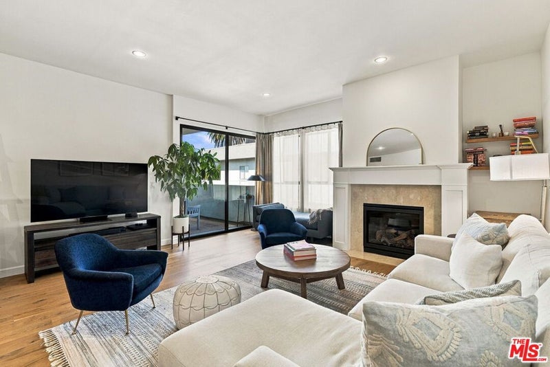 12115 San Vicente Boulevard 404