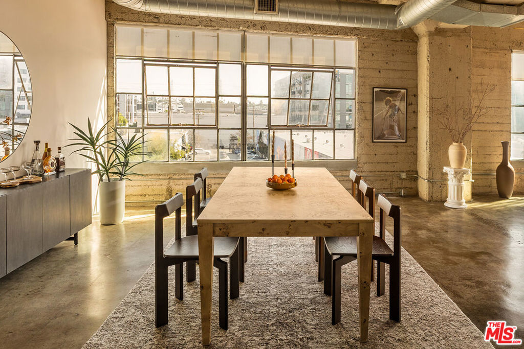 1855 Industrial Street 401