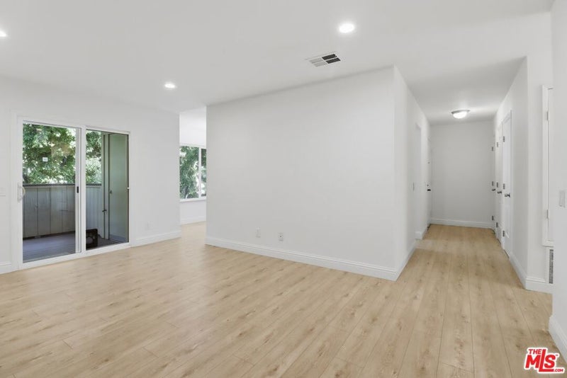 2511 Easton Place 48
