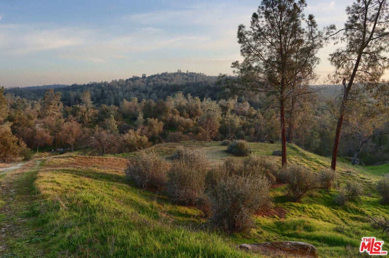 1758 Long Hollow Lane