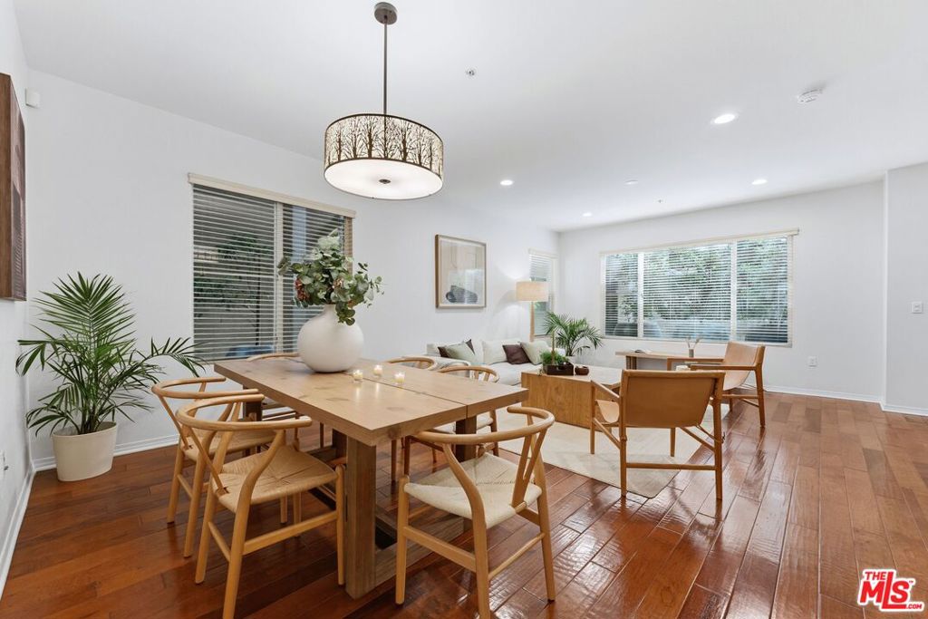 6020 Seabluff Drive 127