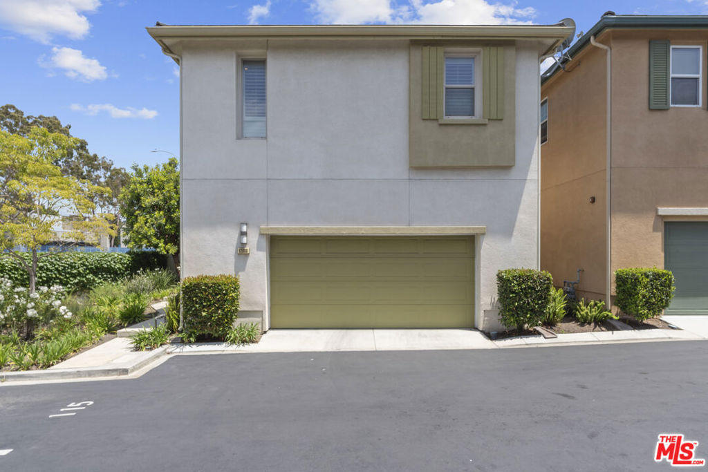 12000 Jackson Square Court