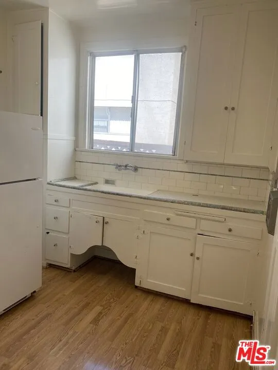 Los Angeles, California 90025, United States, ,1 BathroomBathrooms,Residential,Active,153936