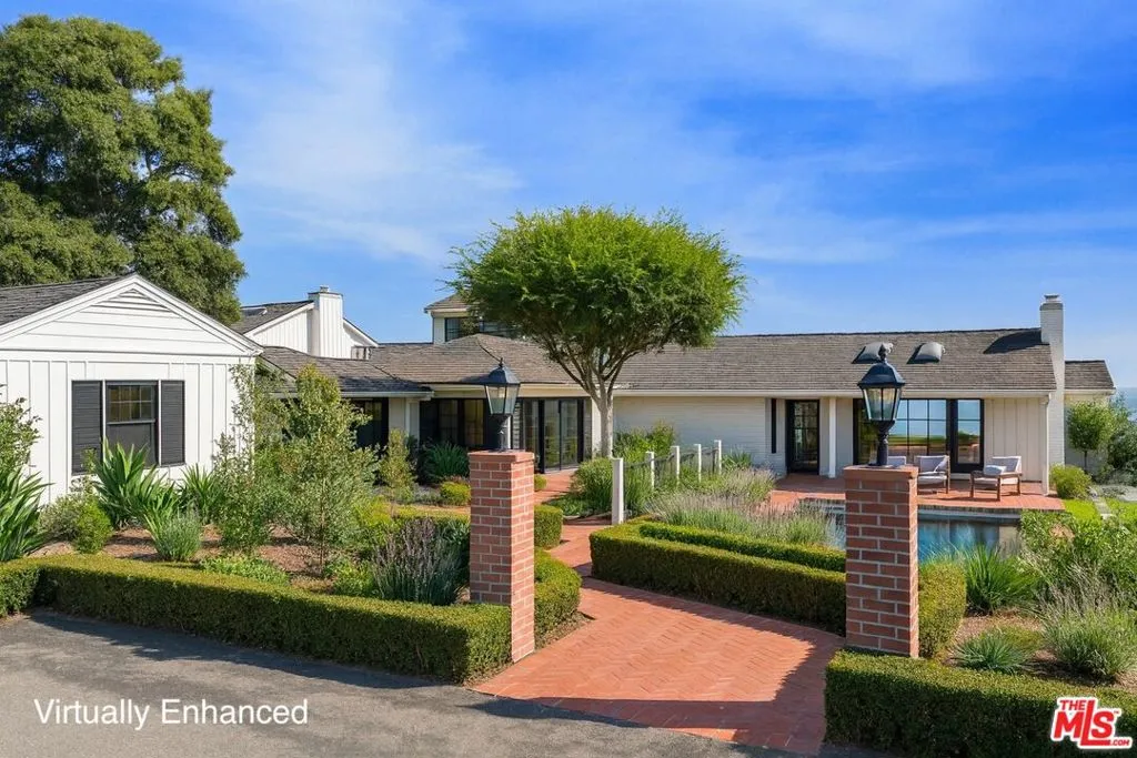 Santa Barbara, California 93110, United States, 5 Bedrooms Bedrooms, ,6 BathroomsBathrooms,Residential,Active,210270