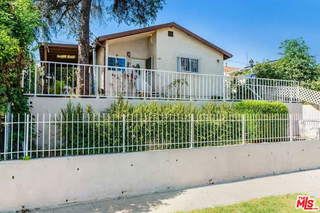 339 N Rampart Boulevard