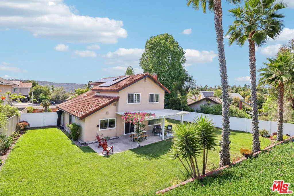 Carlsbad, California 92009, United States, 4 Bedrooms Bedrooms, ,3 BathroomsBathrooms,Residential,Active,160152