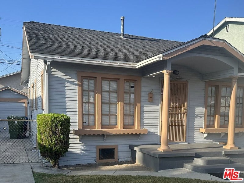 2418 Exposition Place