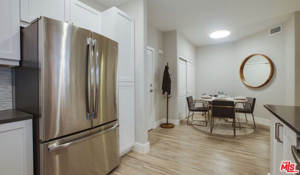 6260 W 3RD ST APT 126, LOS ANGELES, CA 90036 - Image 74c91ac4be9bc29b2d4e4e04a73d229f/3509348568