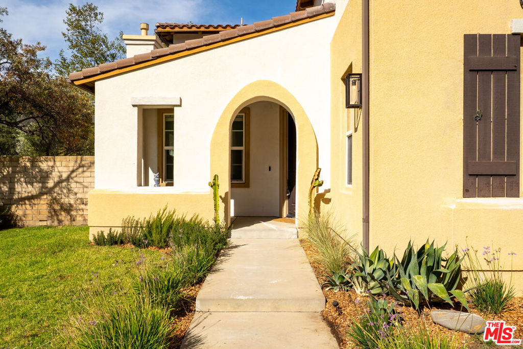 1952 Hazel Nut Court