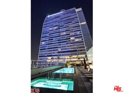 Photo of 900 W Olympic Boulevard #28D, Los Angeles, CA 90015 (MLS # 26842367)