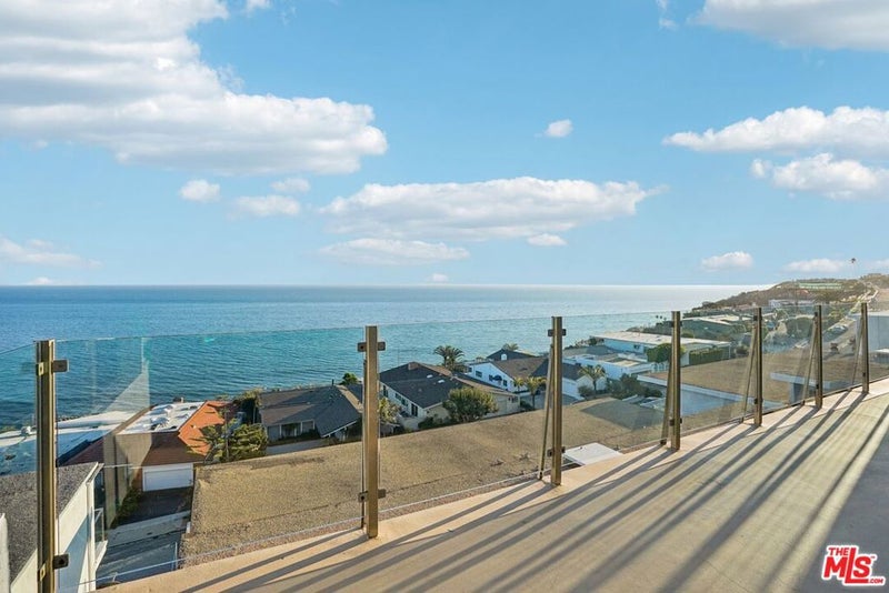 18203 Coastline Drive 7