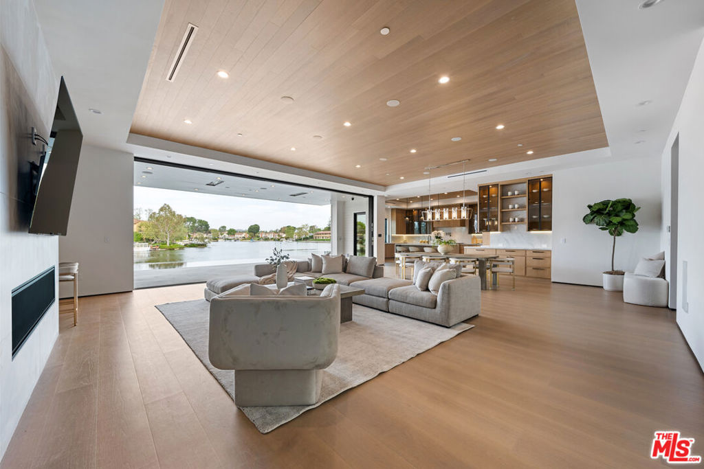 3708 Brigantine Circle