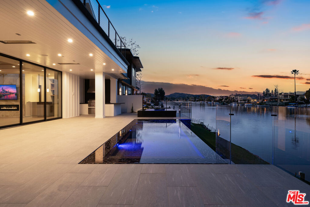 3708 Brigantine Circle