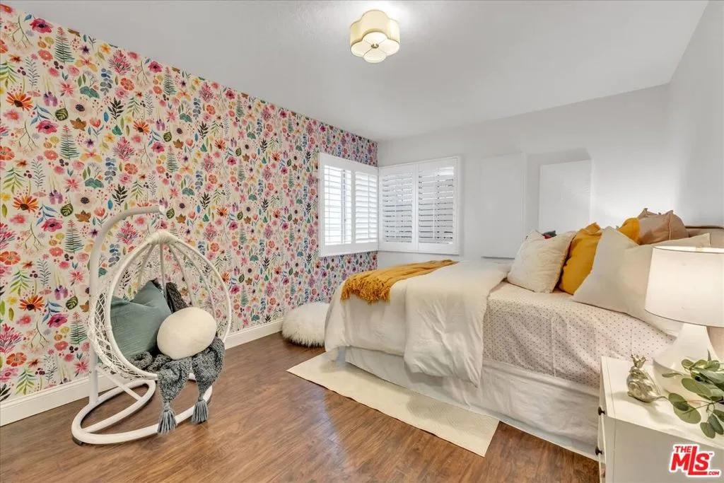 Encino, California 91436, United States, 4 Bedrooms Bedrooms, ,4 BathroomsBathrooms,Residential,Active,242843