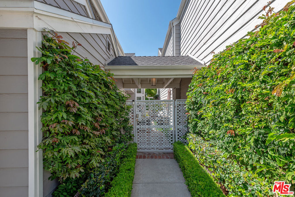 13082 Mindanao Way 57