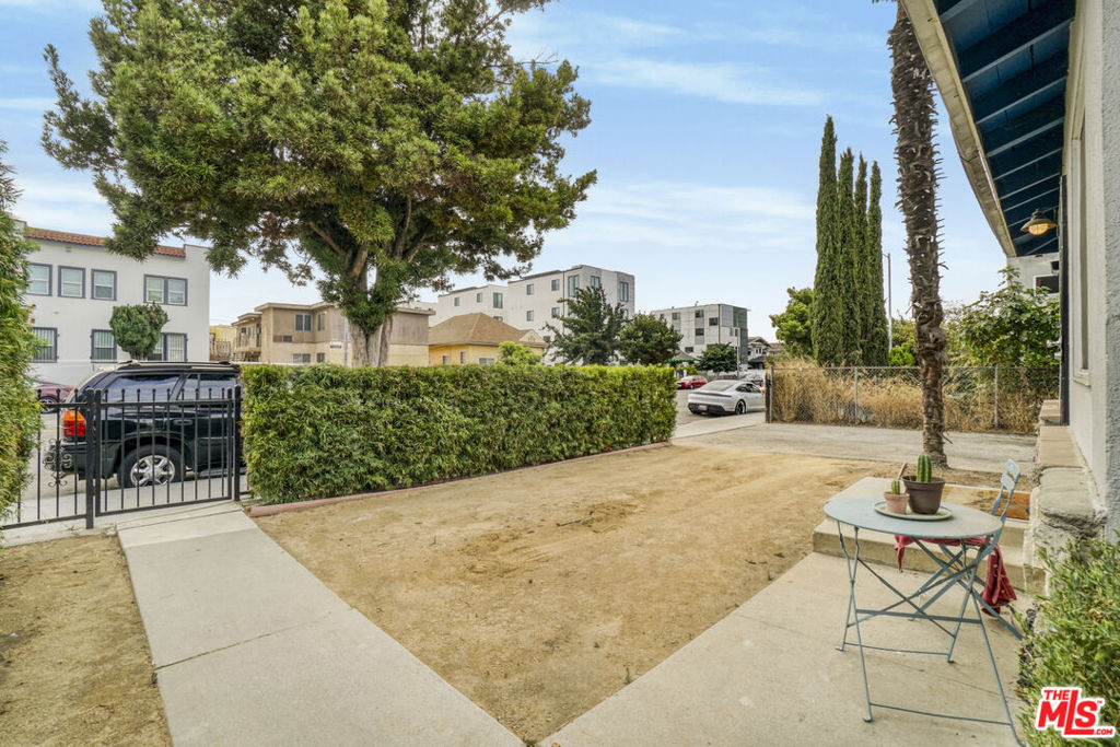 3005 S Normandie Avenue