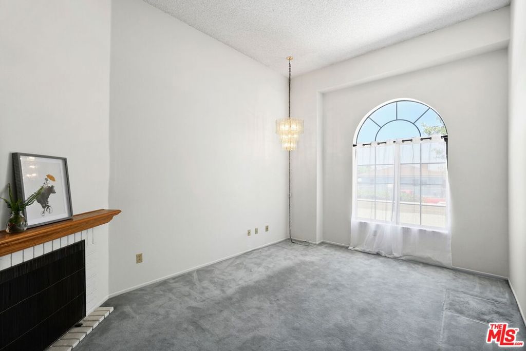 516 W 219th Street #2