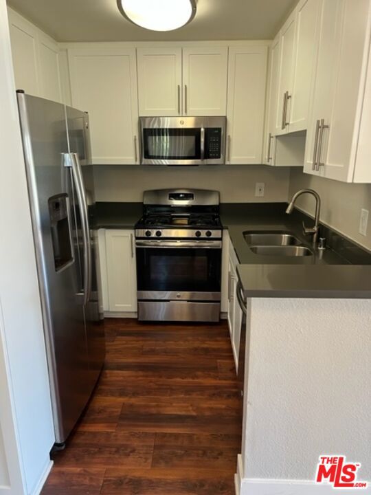 Properties 3 5916 Las Virgenes Road 34-483