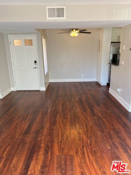 Properties 4 5916 Las Virgenes Road 34-483