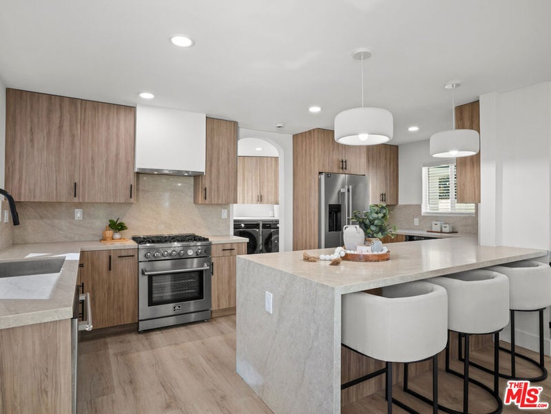 4151 W 63rd Street