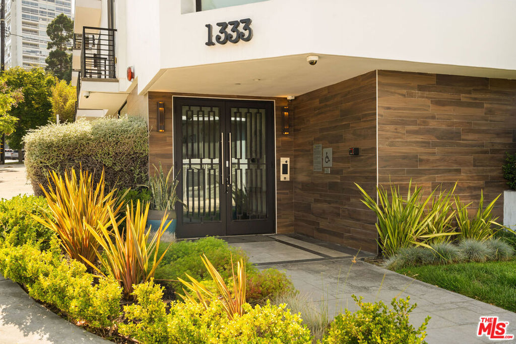 1333 Beverly Green Drive 301