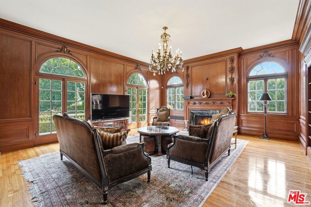 Properties 3 455 Lorraine Boulevard