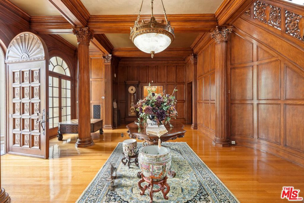 Properties 1 455 Lorraine Boulevard