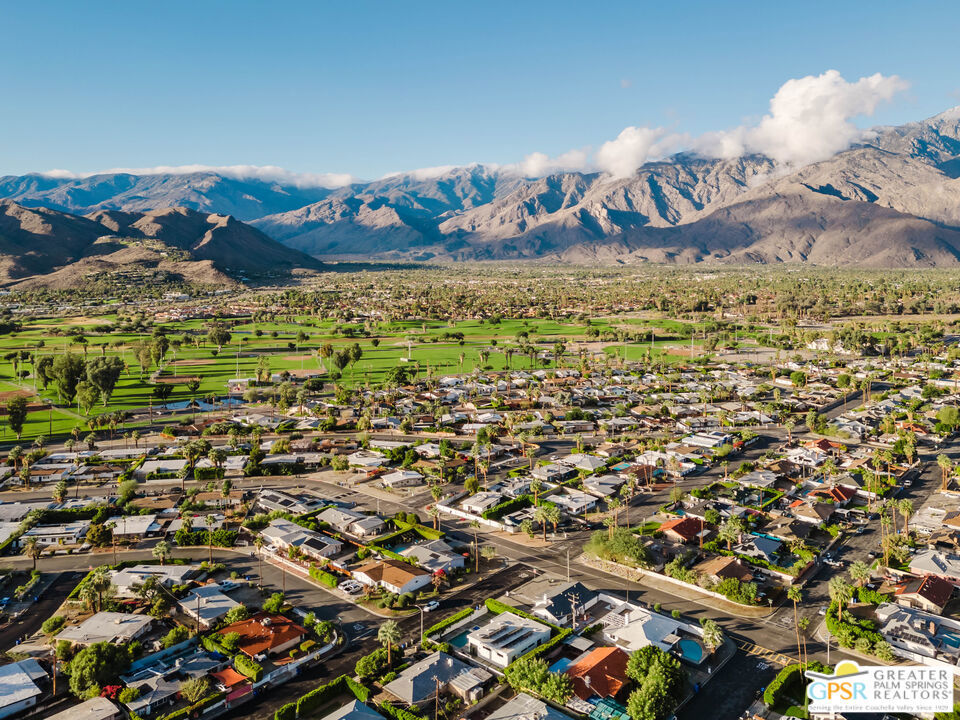 4114 E Calle San Raphael