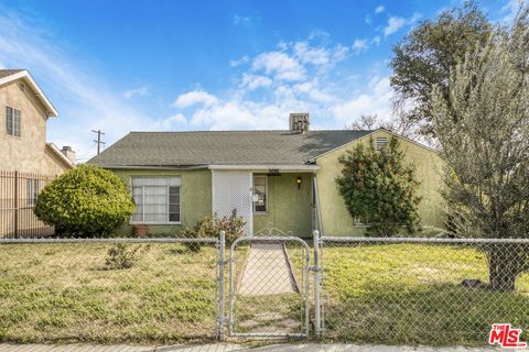 7502 Eton Avenue Woodland Hills CA 91303