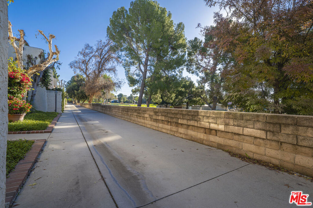 10126 Reseda Boulevard 105