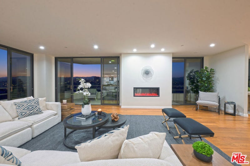10601 Wilshire Boulevard 1404