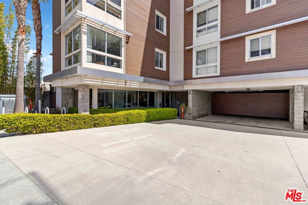 4140 Glencoe Avenue 407