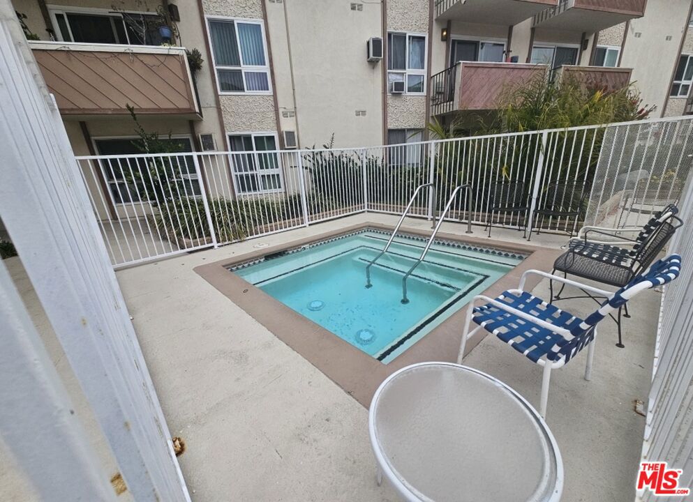 5585 E Pacific Coast Highway 260